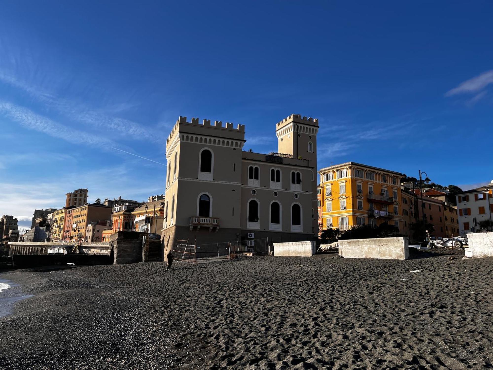 La Casa Di Dory In Primopiano Lejlighed Genova Eksteriør billede