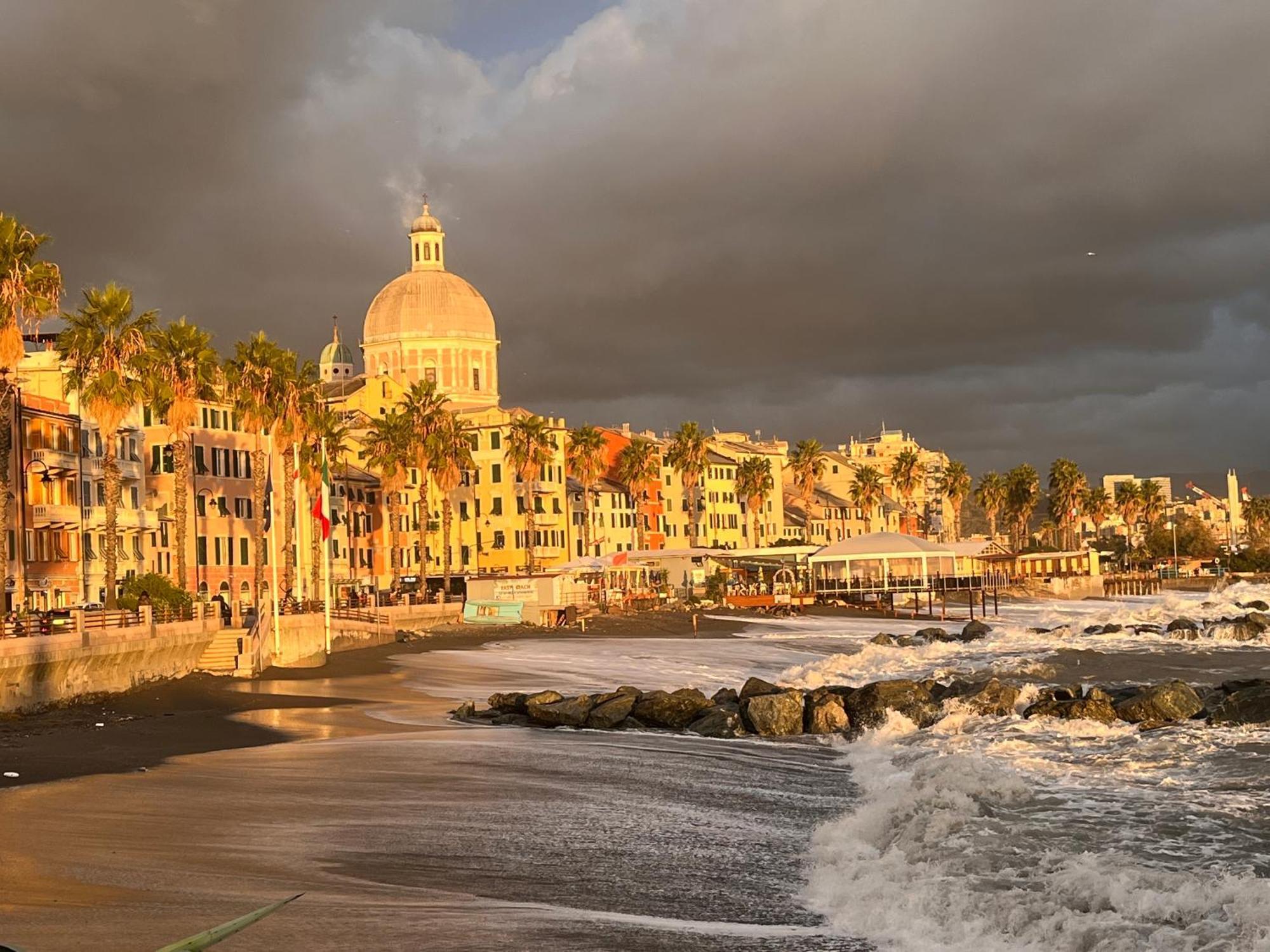 La Casa Di Dory In Primopiano Lejlighed Genova Eksteriør billede