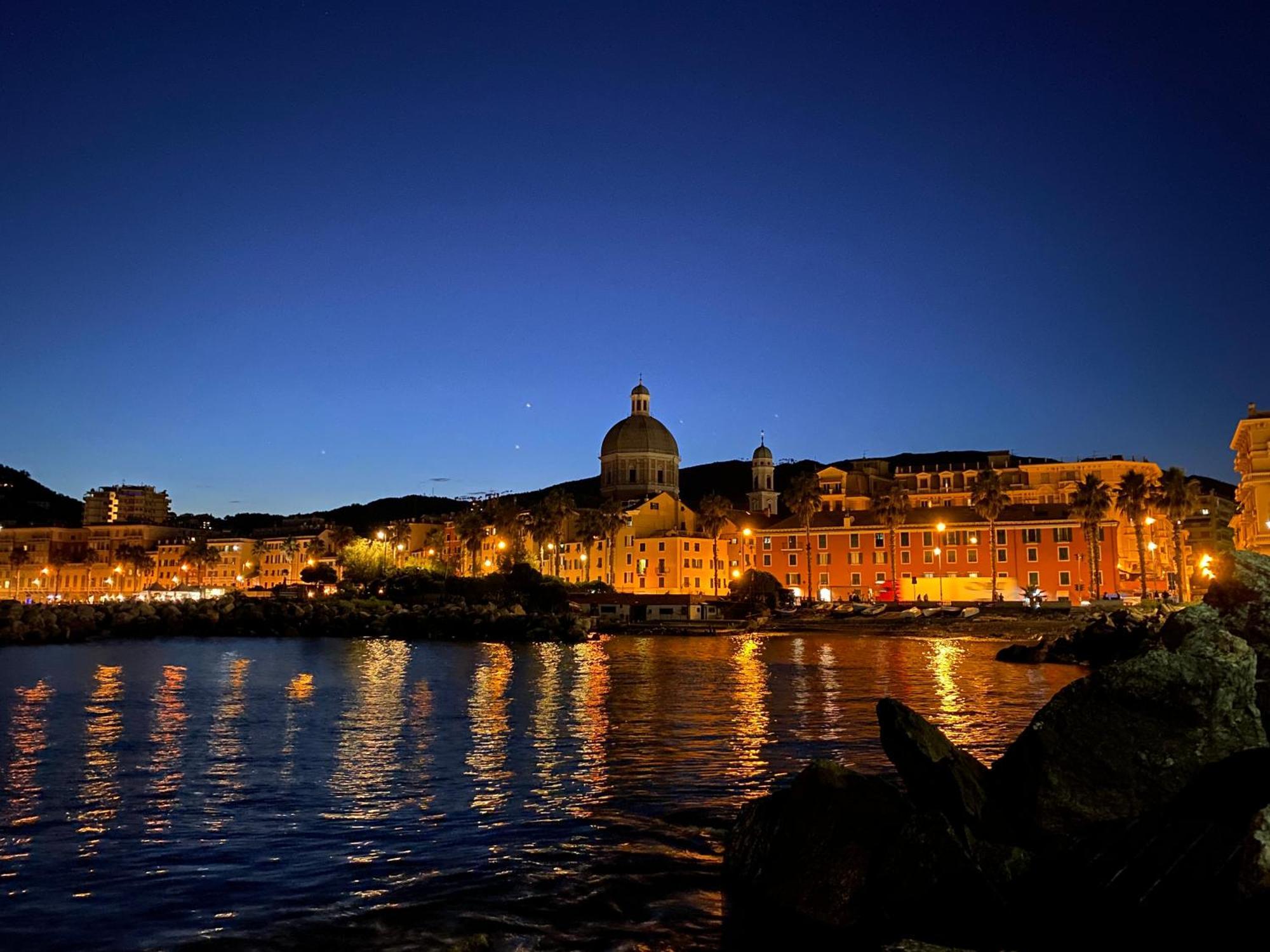 La Casa Di Dory In Primopiano Lejlighed Genova Eksteriør billede